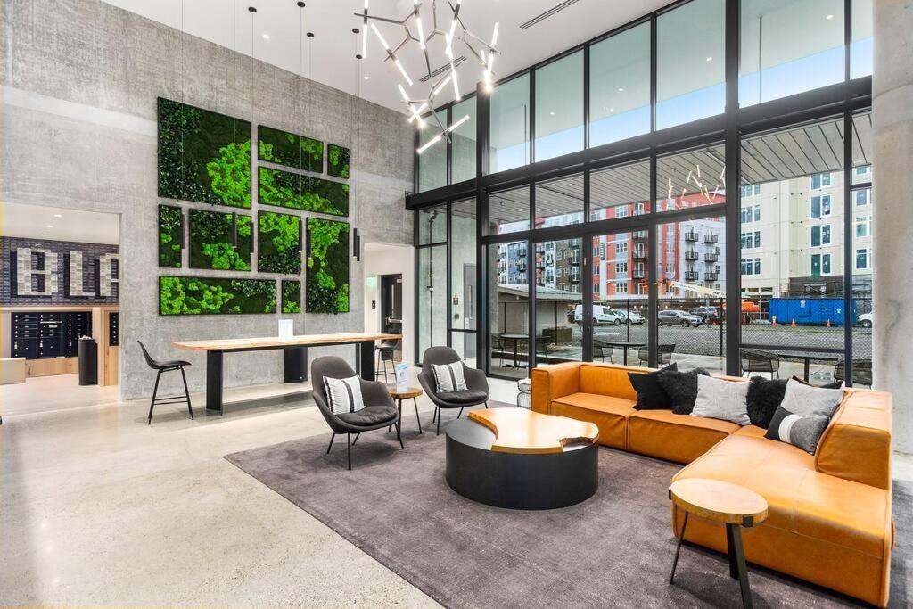 Airy And Open Corner Loft - 92 Walkscore Redmond Kültér fotó
