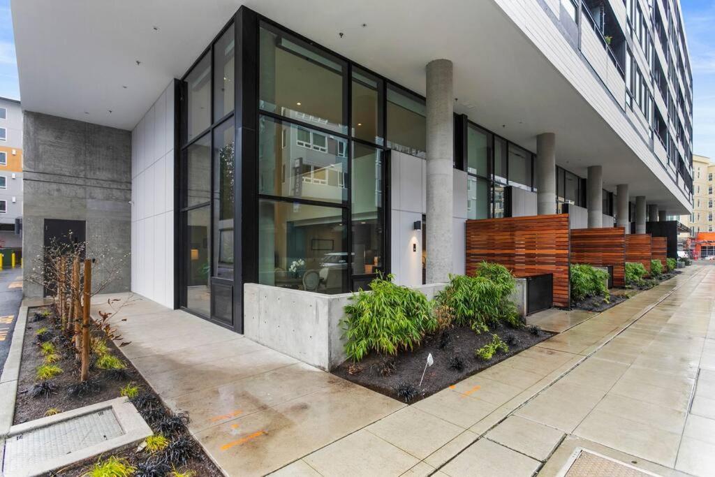 Airy And Open Corner Loft - 92 Walkscore Redmond Kültér fotó
