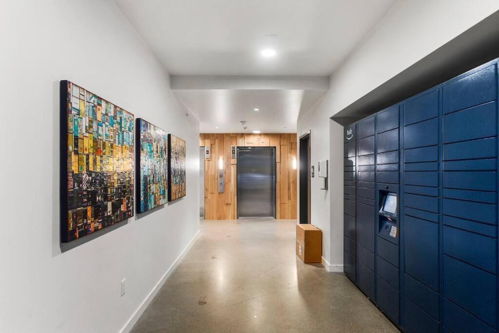 Airy And Open Corner Loft - 92 Walkscore Redmond Kültér fotó